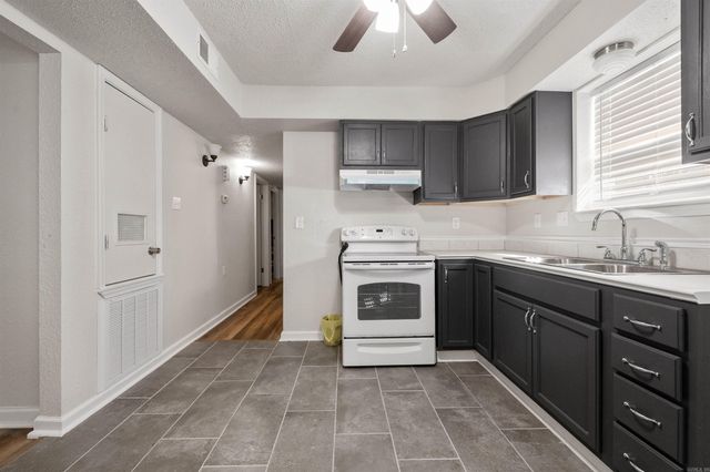 109 Jason Street, England, AR 72046