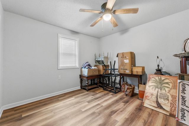 109 Jason Street, England, AR 72046