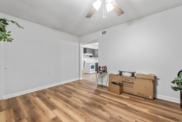 109 Jason Street, England, AR 72046