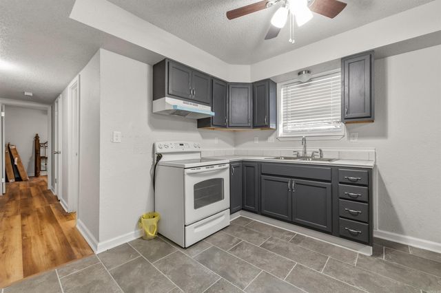 109 Jason Street, England, AR 72046