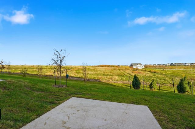 1337 Meadow Rose Place, Waukee, IA 50263