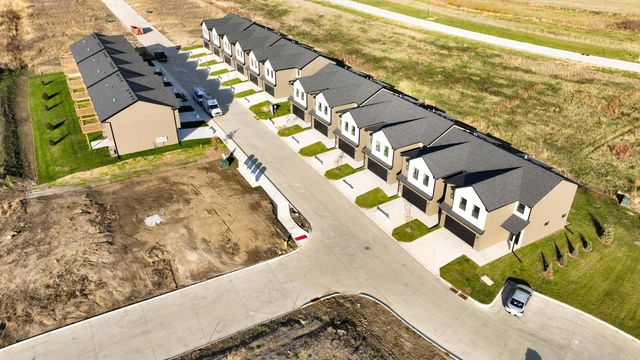 1337 Meadow Rose Place, Waukee, IA 50263