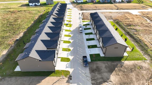 1337 Meadow Rose Place, Waukee, IA 50263