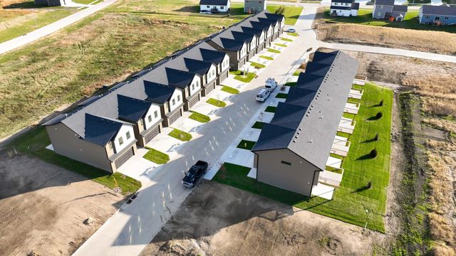 1337 Meadow Rose Place, Waukee, IA 50263