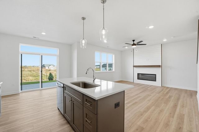 1337 Meadow Rose Place, Waukee, IA 50263