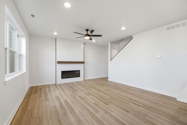 1337 Meadow Rose Place, Waukee, IA 50263