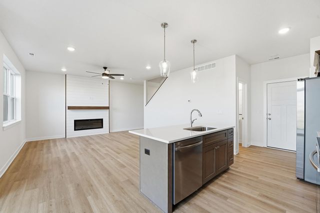 1337 Meadow Rose Place, Waukee, IA 50263