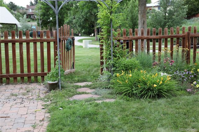 7278 Union Court, Arvada, CO 80005