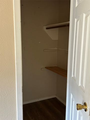 721 Timberoaks Drive, Azle, TX 76020