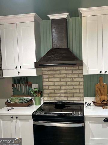 96 Live Oak Circle, Aragon, GA 30104