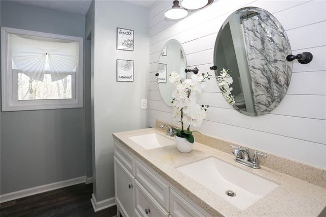 3710 Rambling Woods Drive, Loganville, GA 30052