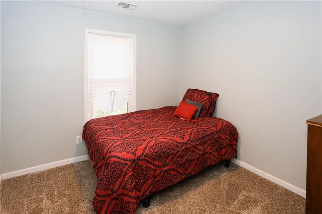 3710 Rambling Woods Drive, Loganville, GA 30052