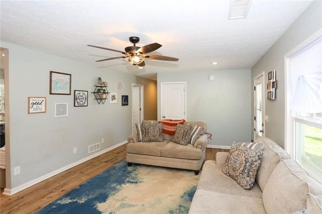 3710 Rambling Woods Drive, Loganville, GA 30052