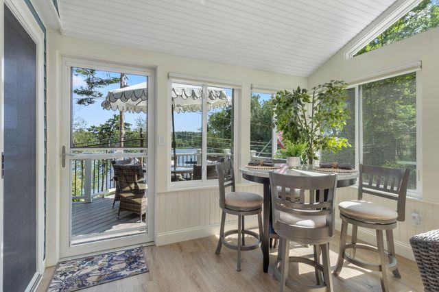 2 Fox Street, Windham, NH 03087