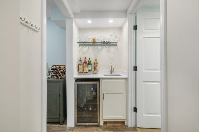 2 Fox Street, Windham, NH 03087