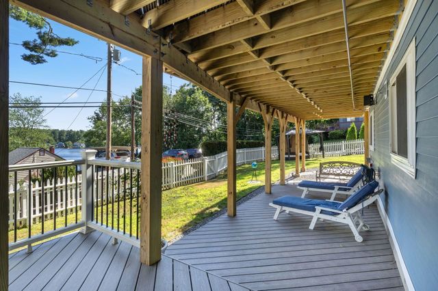 2 Fox Street, Windham, NH 03087