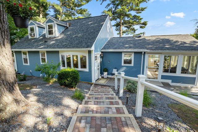 2 Fox Street, Windham, NH 03087