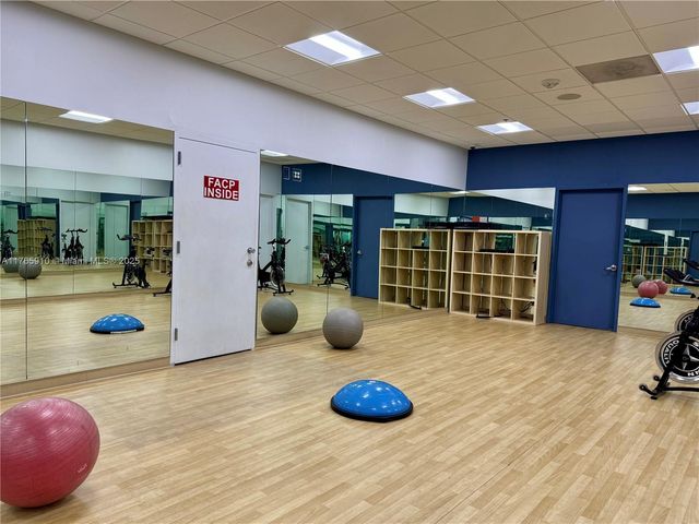 19380 Collins Ave 410, Sunny Isles Beach, FL 33160