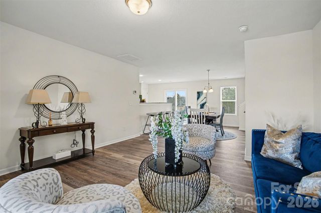 6004 Loy Court, Charlotte, NC 28214