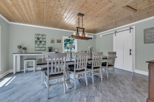 317 Jack Porter Rd, Lafayette, TN 37083