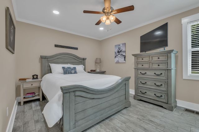 317 Jack Porter Rd, Lafayette, TN 37083