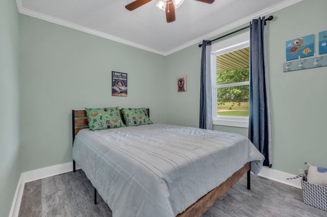 317 Jack Porter Rd, Lafayette, TN 37083