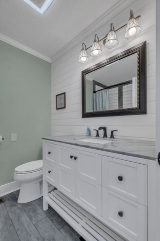 317 Jack Porter Rd, Lafayette, TN 37083