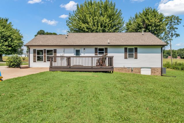 317 Jack Porter Rd, Lafayette, TN 37083