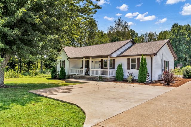 317 Jack Porter Rd, Lafayette, TN 37083