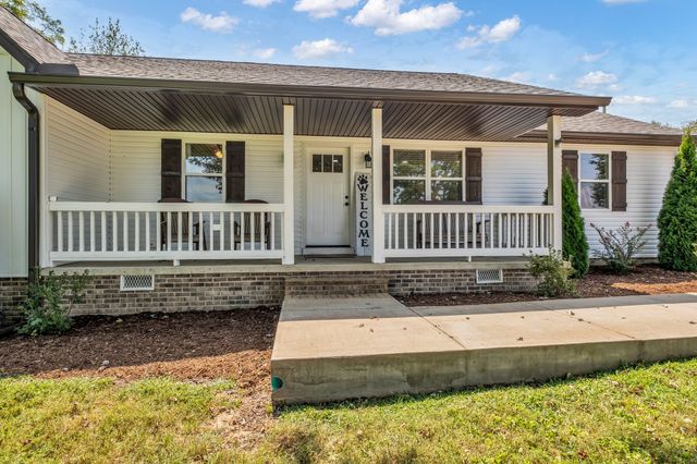 317 Jack Porter Rd, Lafayette, TN 37083