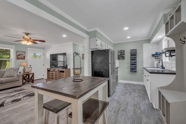 317 Jack Porter Rd, Lafayette, TN 37083
