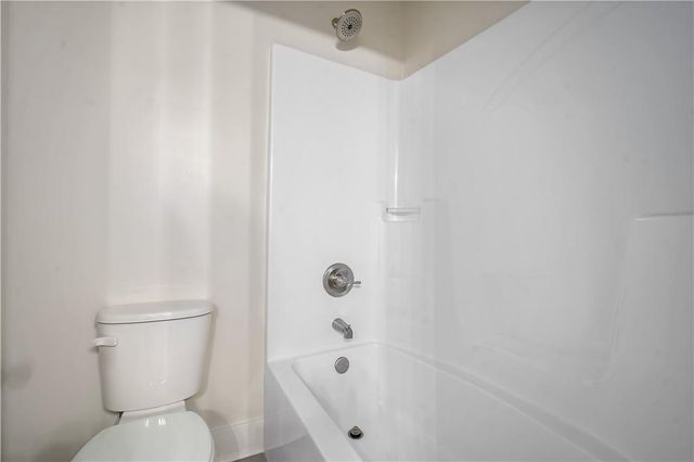 7069 Country Oaks Drive, Irvington, AL 36544