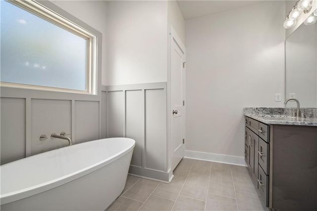 7069 Country Oaks Drive, Irvington, AL 36544