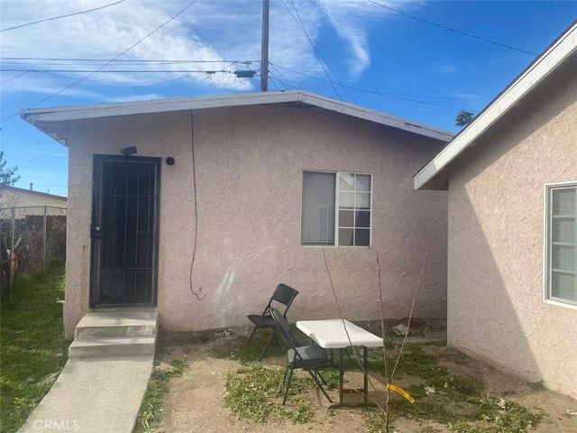 5294 Yosemite, San Bernardino, CA 92407