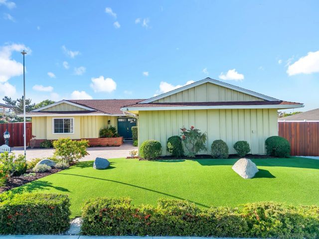 16640 San Salvador Road, San Diego, CA 92128