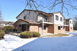 4502 S Greenridge CIRCLE, Greenfield, WI 53220
