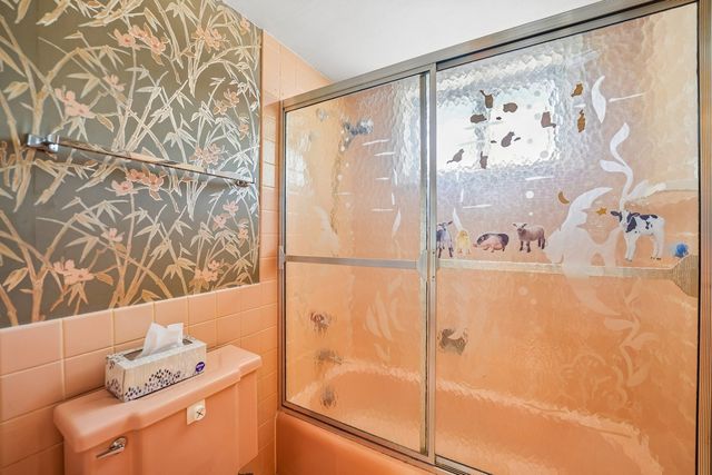 6961 N Oakley Avenue 209B, Chicago, IL 60645