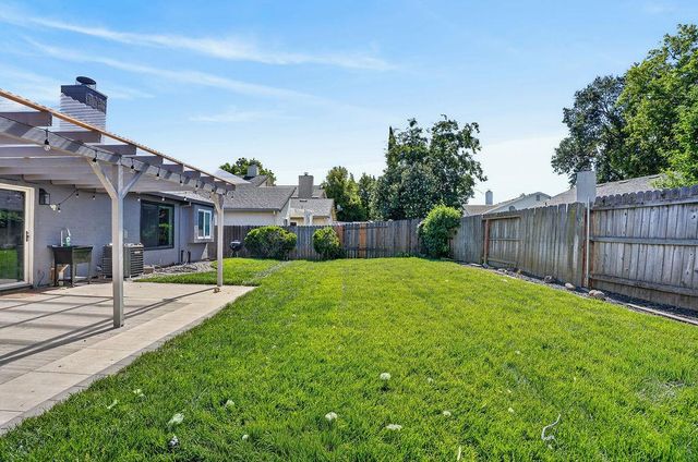 2915 Wiese Way, Sacramento, CA 95833