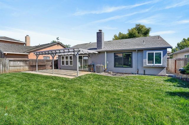 2915 Wiese Way, Sacramento, CA 95833