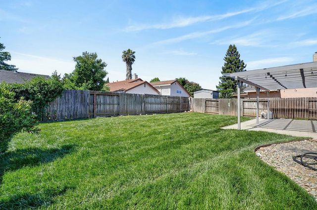 2915 Wiese Way, Sacramento, CA 95833