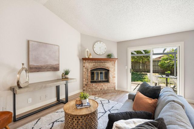 2915 Wiese Way, Sacramento, CA 95833
