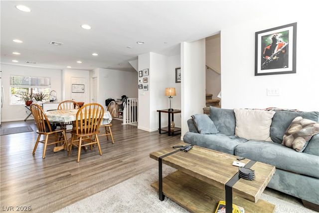 10013 Sable Point Street, Las Vegas, NV 89178