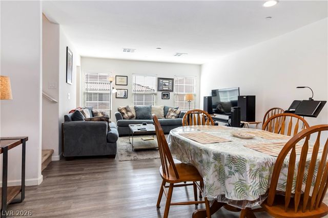 10013 Sable Point Street, Las Vegas, NV 89178