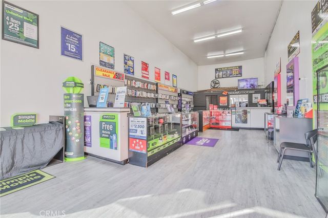 5135 Avalon, Los Angeles, CA 90011