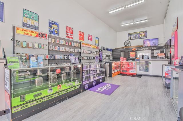 5135 Avalon, Los Angeles, CA 90011
