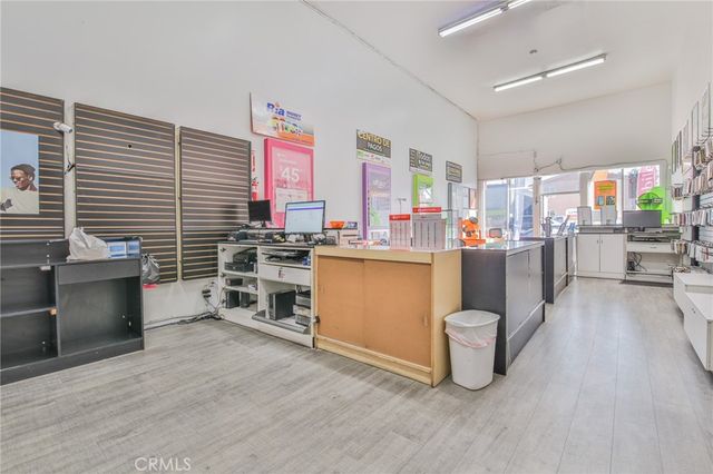 5135 Avalon, Los Angeles, CA 90011