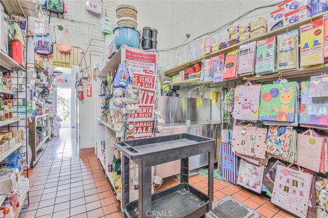 5135 Avalon, Los Angeles, CA 90011