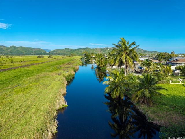 221 Kihapai Street 2, Kailua, HI 96734