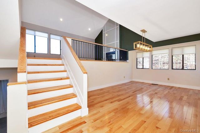 103 Rambling Brook Road, Chappaqua, NY 10514