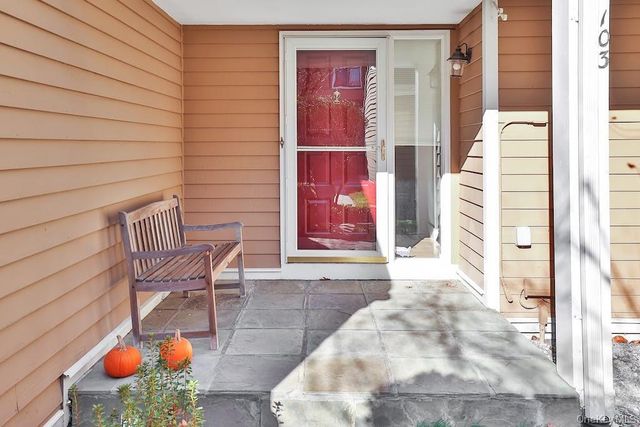 103 Rambling Brook Road, Chappaqua, NY 10514